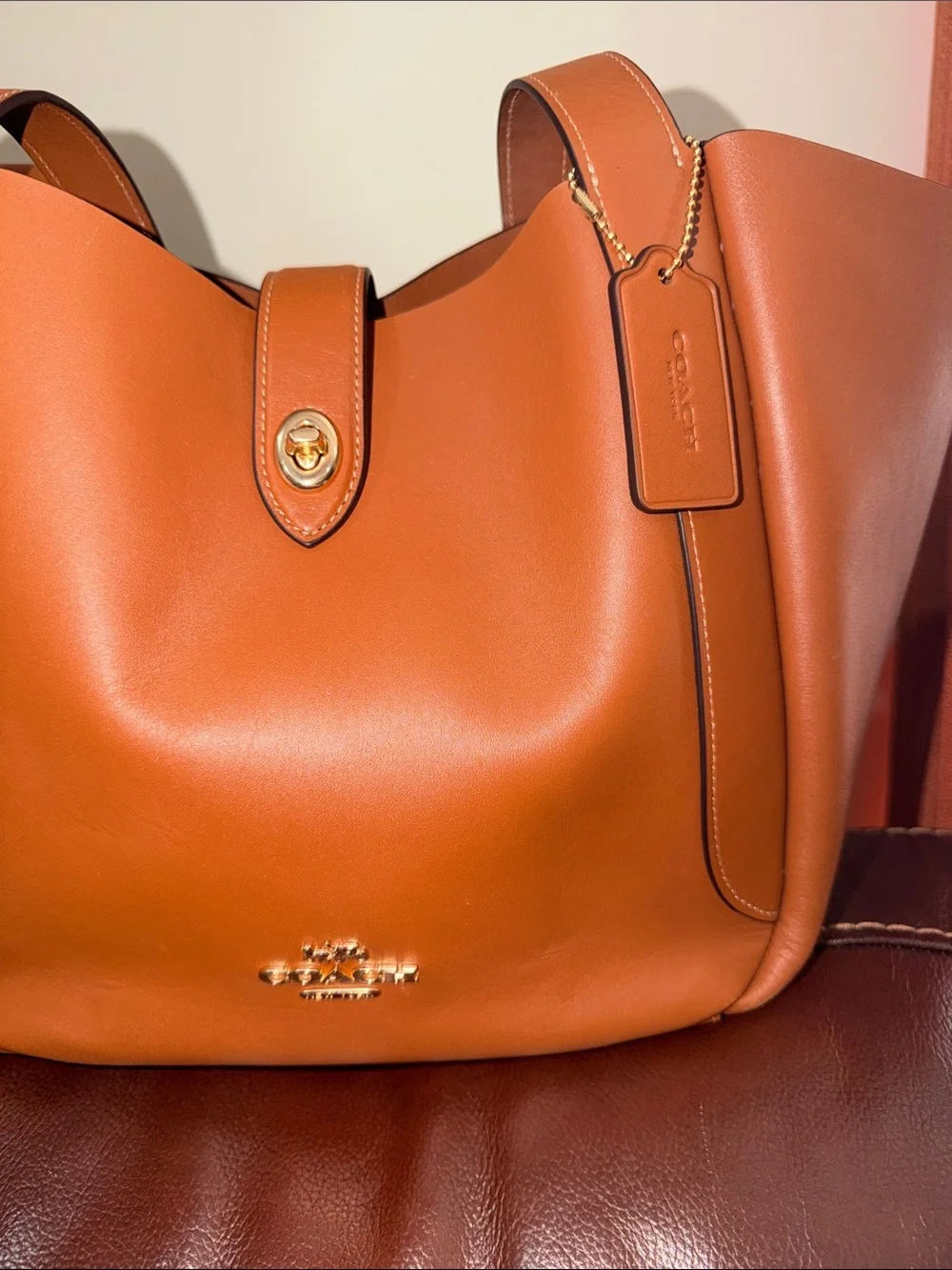 ‼️Coach Hadley Turnlock Leather Shoulder  Bag Tote
